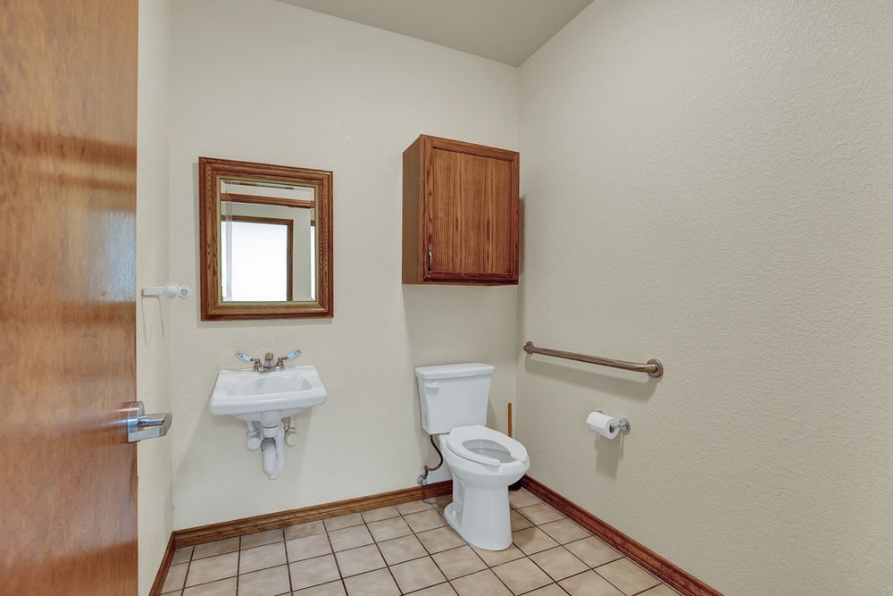 Office For Sale: 2461 Loop 337, New Braunfels, TX 78130